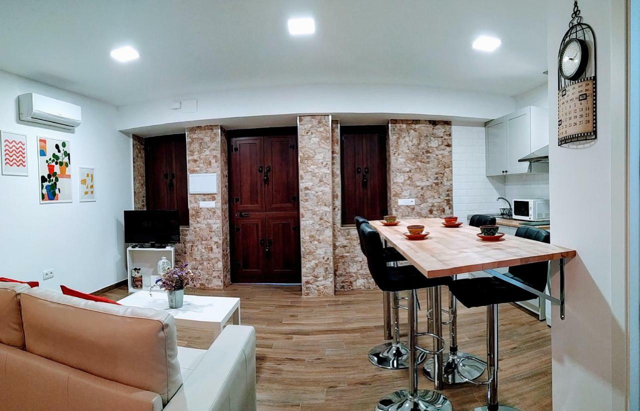 Loft Azahar Junto A Puente Romano Cordoba Luaran gambar